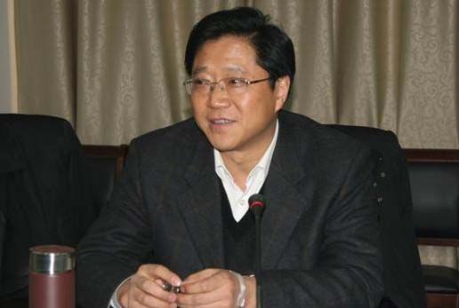 銅陵市委召開全市領(lǐng)導(dǎo)干部會議宣布安徽省委決定，提名銅陵市委副書記倪玉平為銅陵市人民政府市長候選人。