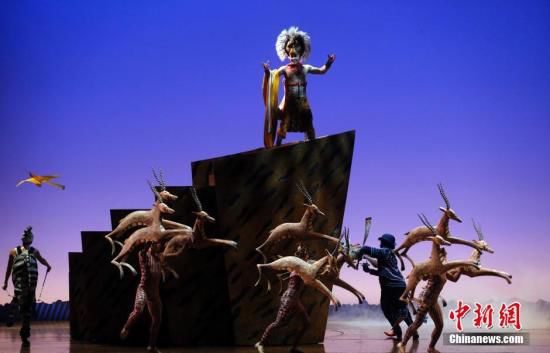 資料圖：6月14日晚，迪士尼經(jīng)典音樂劇《獅子王》中文版在上海舉行全球首演