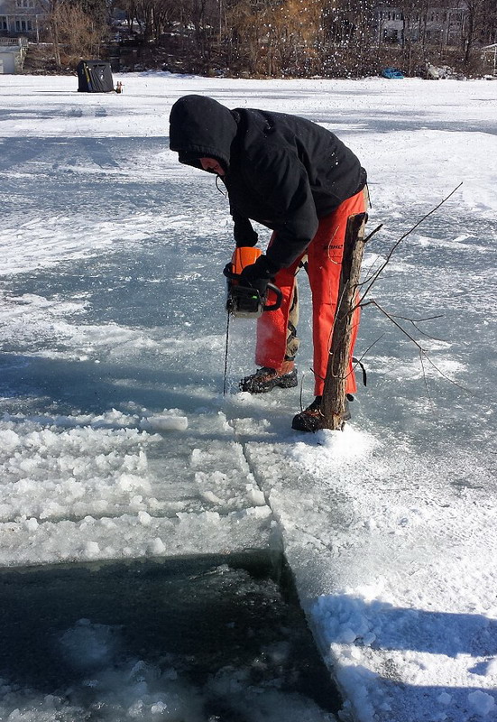 這是他們第二次嘗試復(fù)制英國巨石陣。（網(wǎng)頁截圖）
