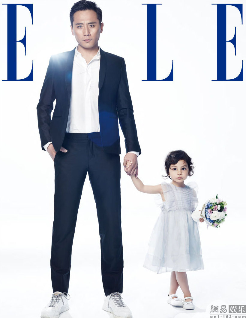 劉燁攜混血女兒拍寫(xiě)真大片 網(wǎng)友大呼可愛(ài)