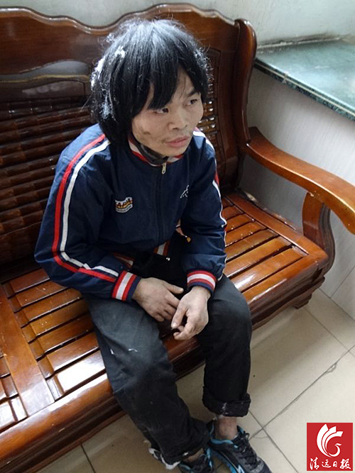 1997年16歲時被“杜某”以招工名義帶離家鄉(xiāng)關(guān)押干活至今。