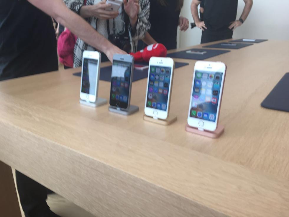 蘋果iPhone SE真機照：售價3288元起 中國首發(fā)