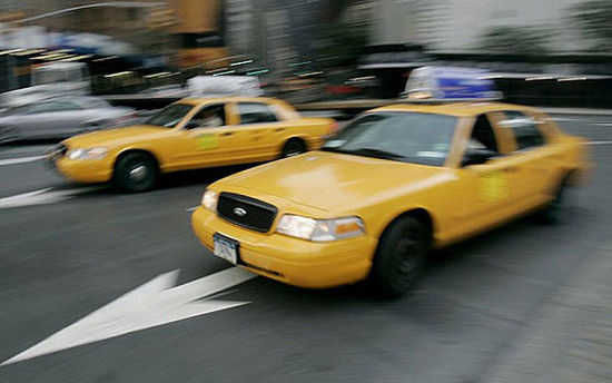紐約新型出租車服務只接女乘客 合法性引質(zhì)疑