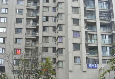 該小區(qū)的每個(gè)單元幾乎都開有麻將館。