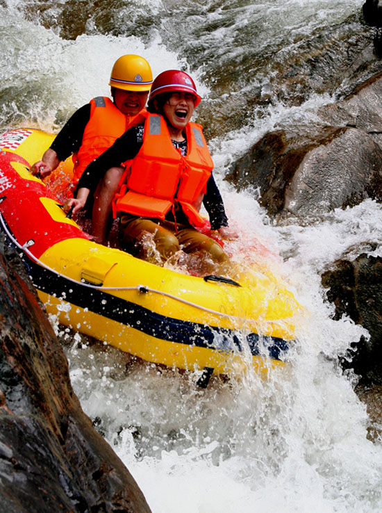 豫西大峽谷對全國中、高考學(xué)子0元門票開放(圖)