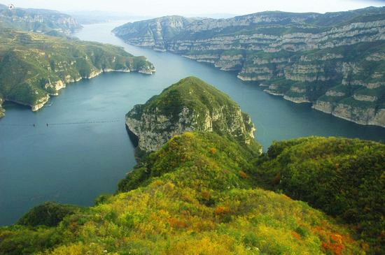 到黃河三峽“飛”黃河、拜孔子、探溶洞