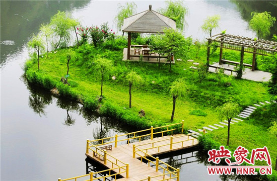 美不勝收 爬山、游園、賞奇觀（組圖）