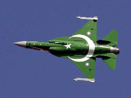 資料圖：梟龍戰(zhàn)機優(yōu)秀的性能得到巴基斯坦的認(rèn)可