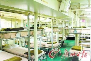 航母上的水兵宿舍。（資料圖片）