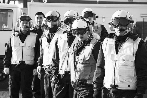 　遼寧艦航空部門官兵