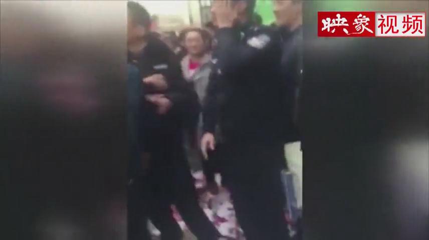 暈！城管被打警方出警被圍攻