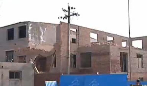 驚！拆遷隊(duì)拆房自身竟遭活埋