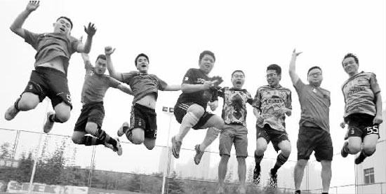 米蘭圈河南站隊發(fā)揮小快靈的風(fēng)格，以一個凈勝球的優(yōu)勢晉級