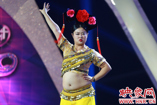 “穿越女神”冷碗碗大跳驚鴻舞