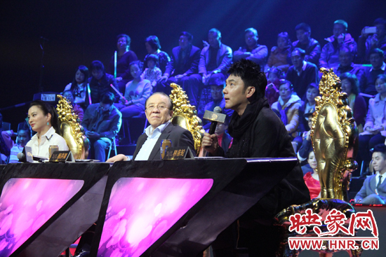 李玲玉、楊洪基、林依輪三位明星評(píng)委