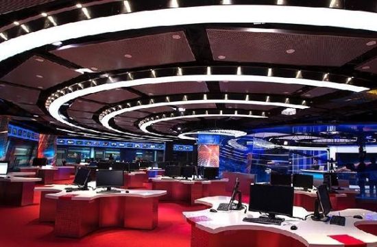 新聞聯(lián)播豪華演播室 技術(shù)超過美國(guó)