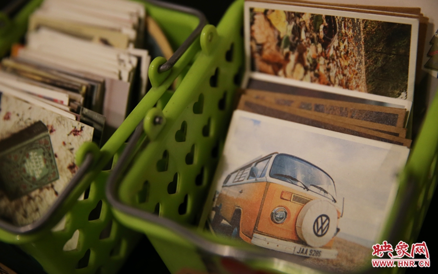 書店內(nèi)出售的書簽。