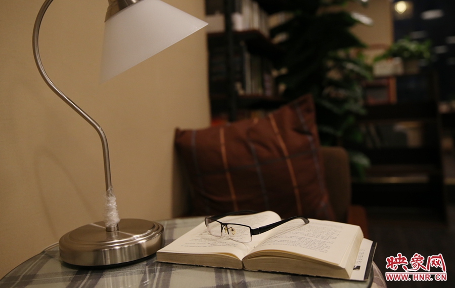 書店內(nèi)的裝飾。